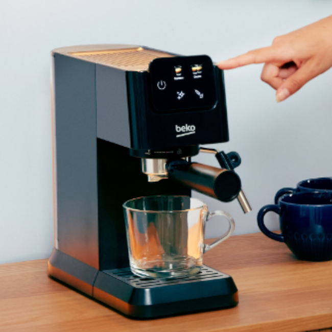 BEKO MANUAL COFFEE MACHINE WITH STEAM WAND CEP5302B